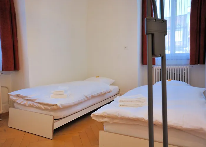 Spacious 2-bedroom Near - Stardust 32 Zürich