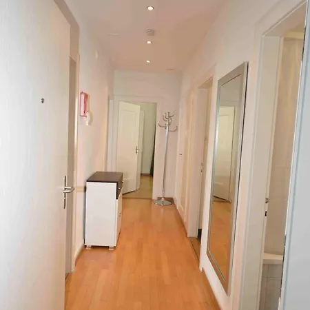 2br Flat Near And - Stardust 22 ציריך