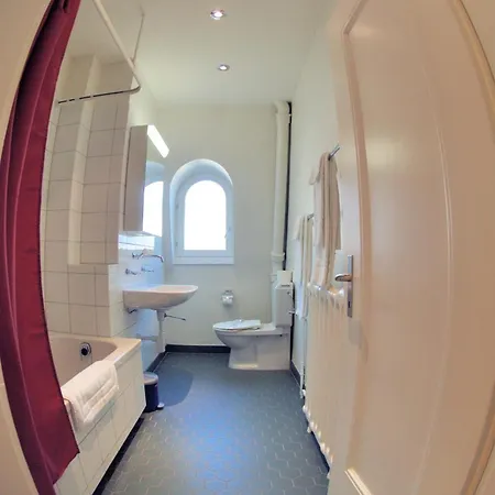 Spacious 2-bedroom Near - Stardust 32 * Zürich